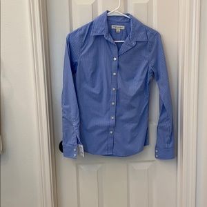 Banana Republic Blue & white women’s dress shirt